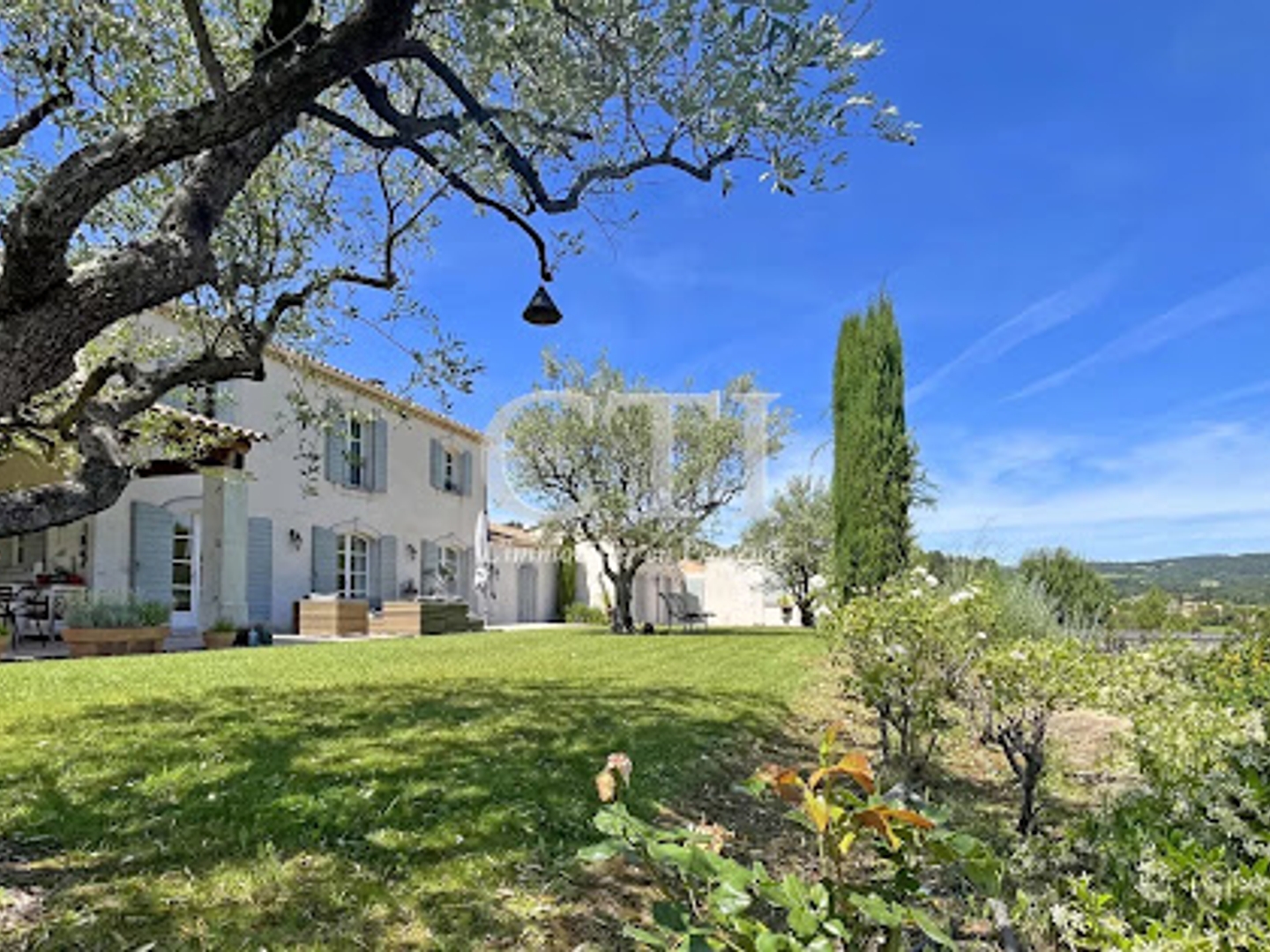 Propriété 8 pièces 234 m²