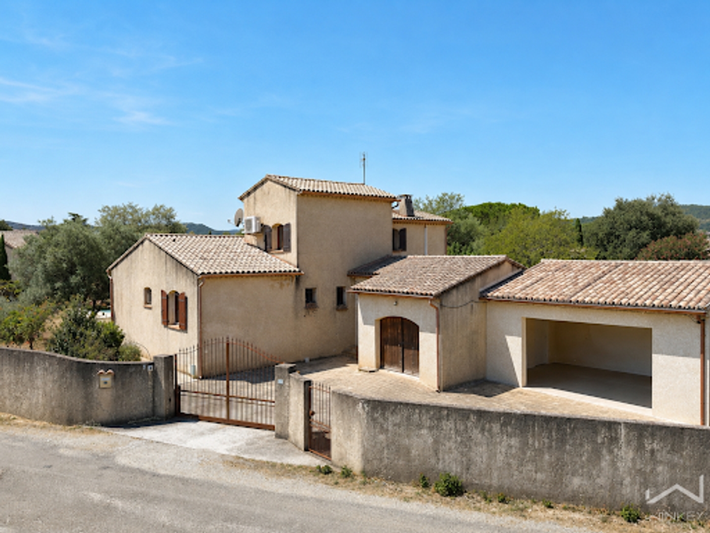 Maison à vendre - 6 pièces - 158m2 - Saint-Alexandre (30130)