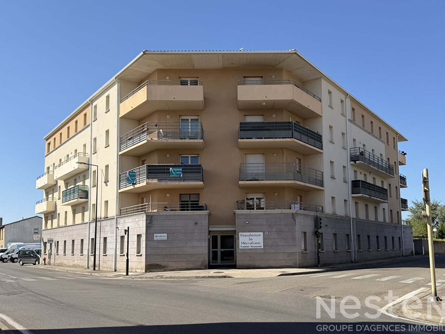 CARCASSONNE ? APPARTEMENT T2 LOUÉ AVEC TERRASSE, ASCENSEUR ET PARKING PRIVATIF