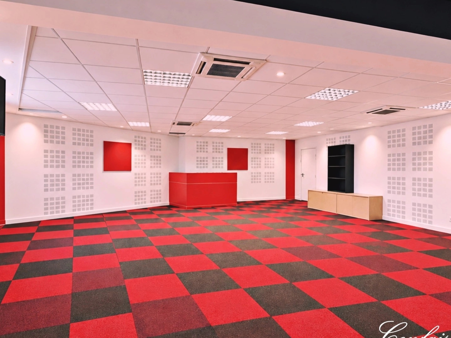 Magasin à vendre - 18 pièces - 404m2 - Dole (39100)
