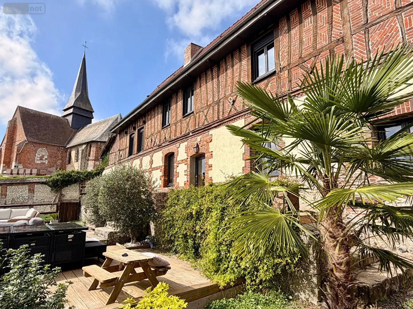 Maison 8 pièces 215 m²