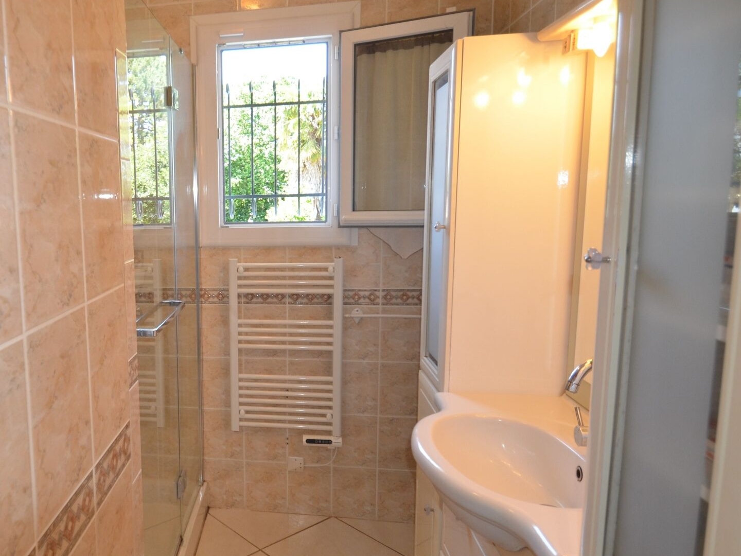 Maison à vendre - 6 pièces - 120m2 - Saint-Georges-Des... (17810)