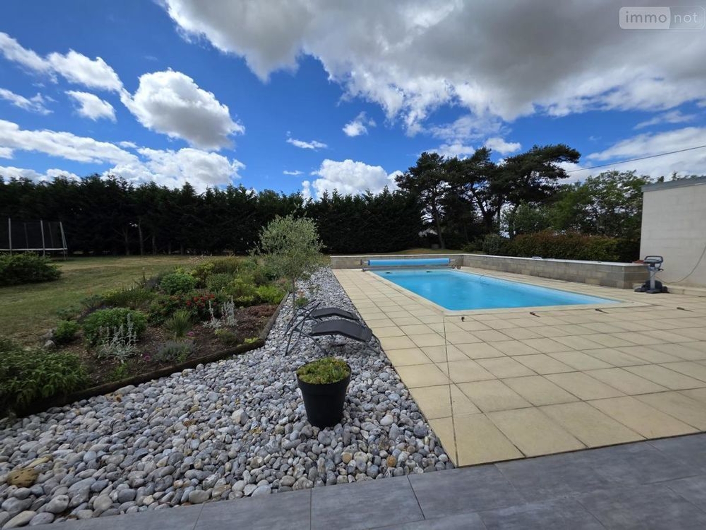 Maison 10 pièces 280 m²