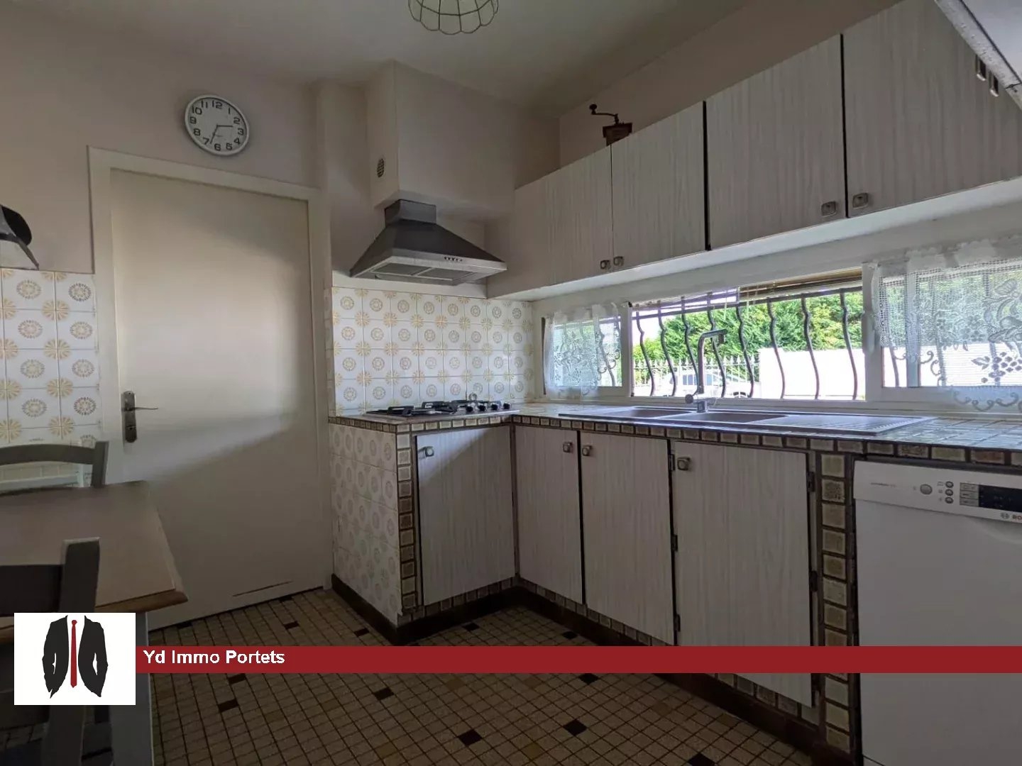 Maison à vendre - 5 pièces - 110m2 - Castres-Gironde (33640)