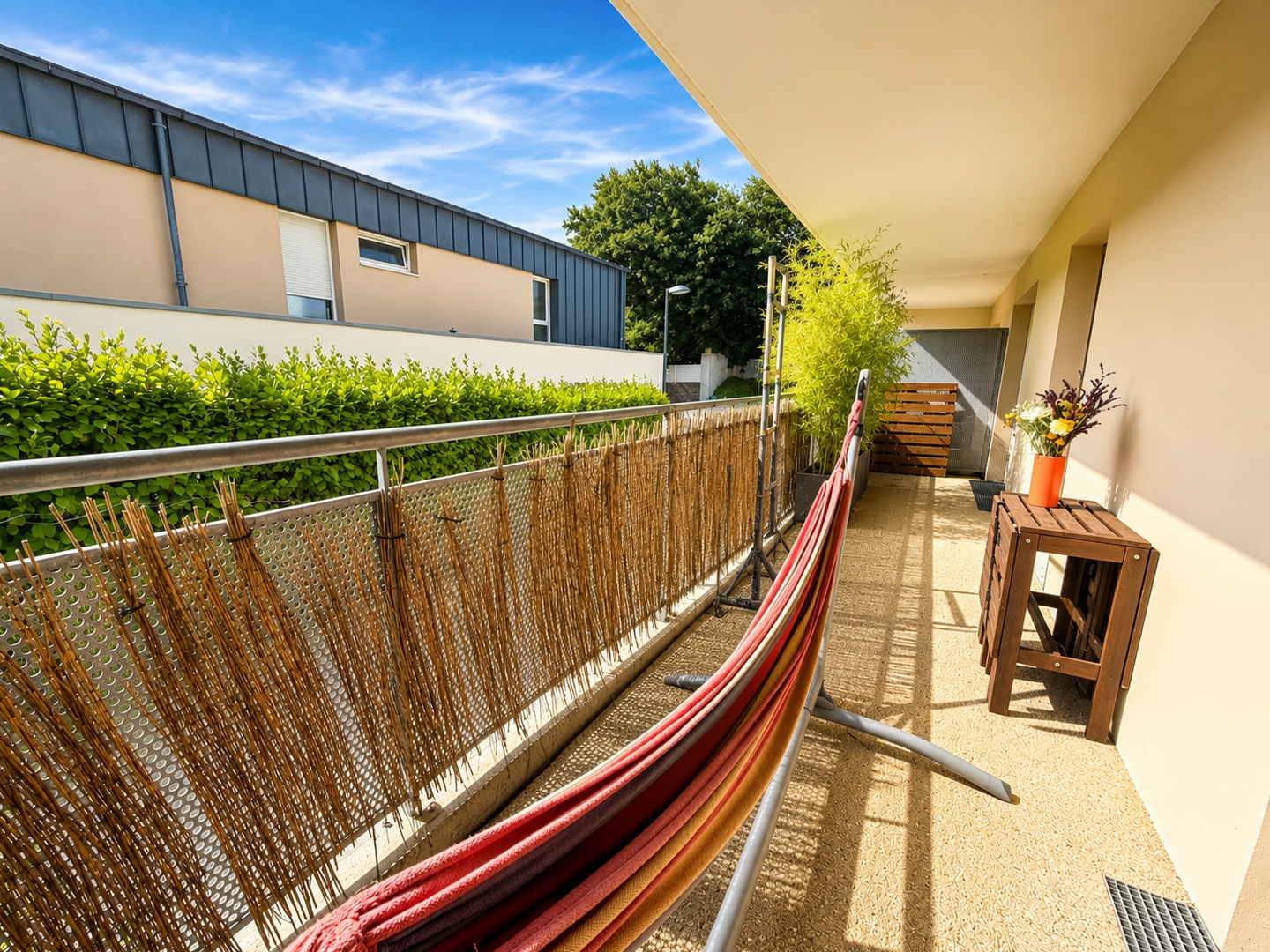 BREST - T3 RÉNOVÉ AVEC GRANDE TERRASSE SUD-OUEST