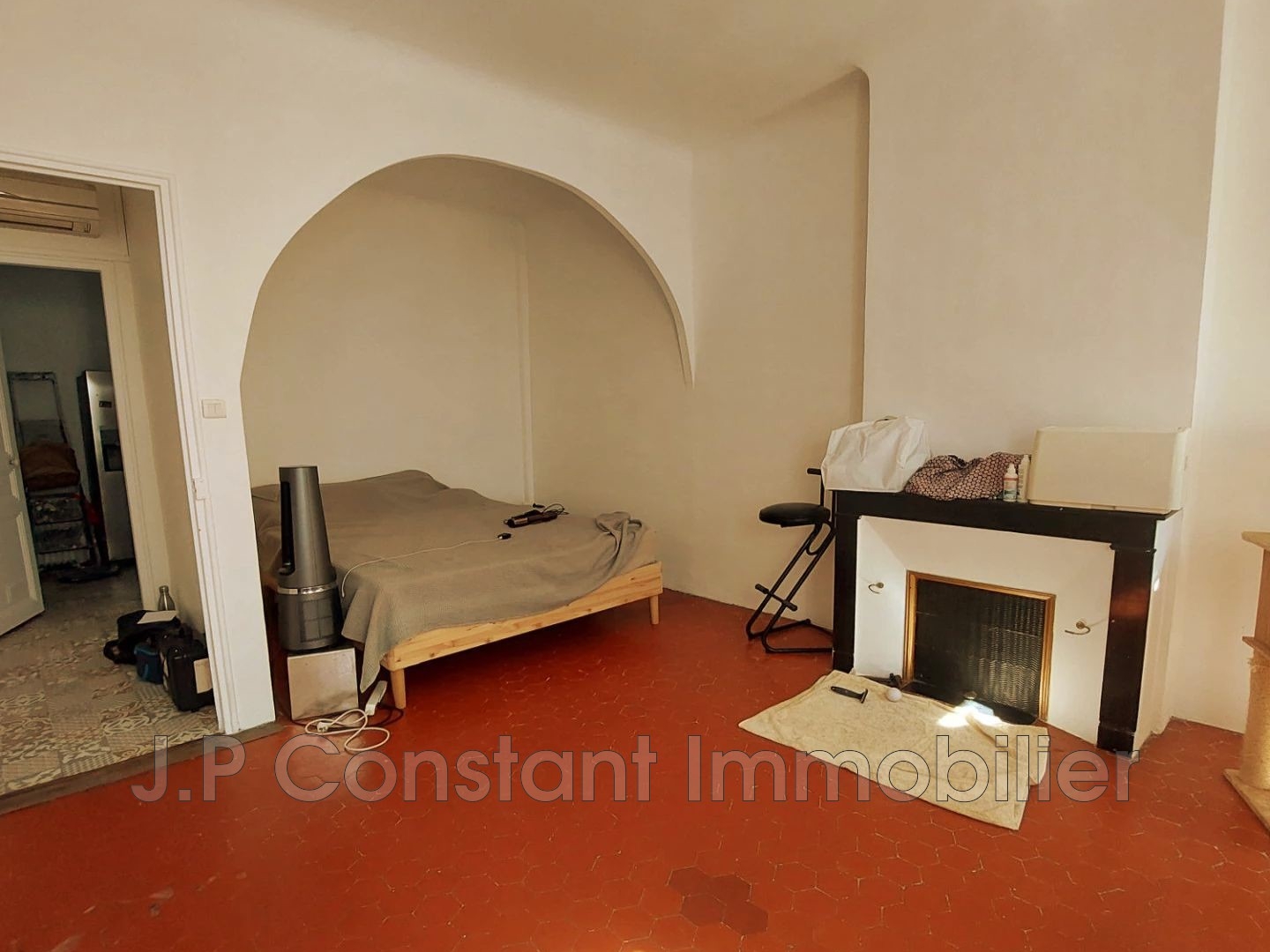 Locaux à vendre - 3 pièces - 460m2 - Toulon (83000)