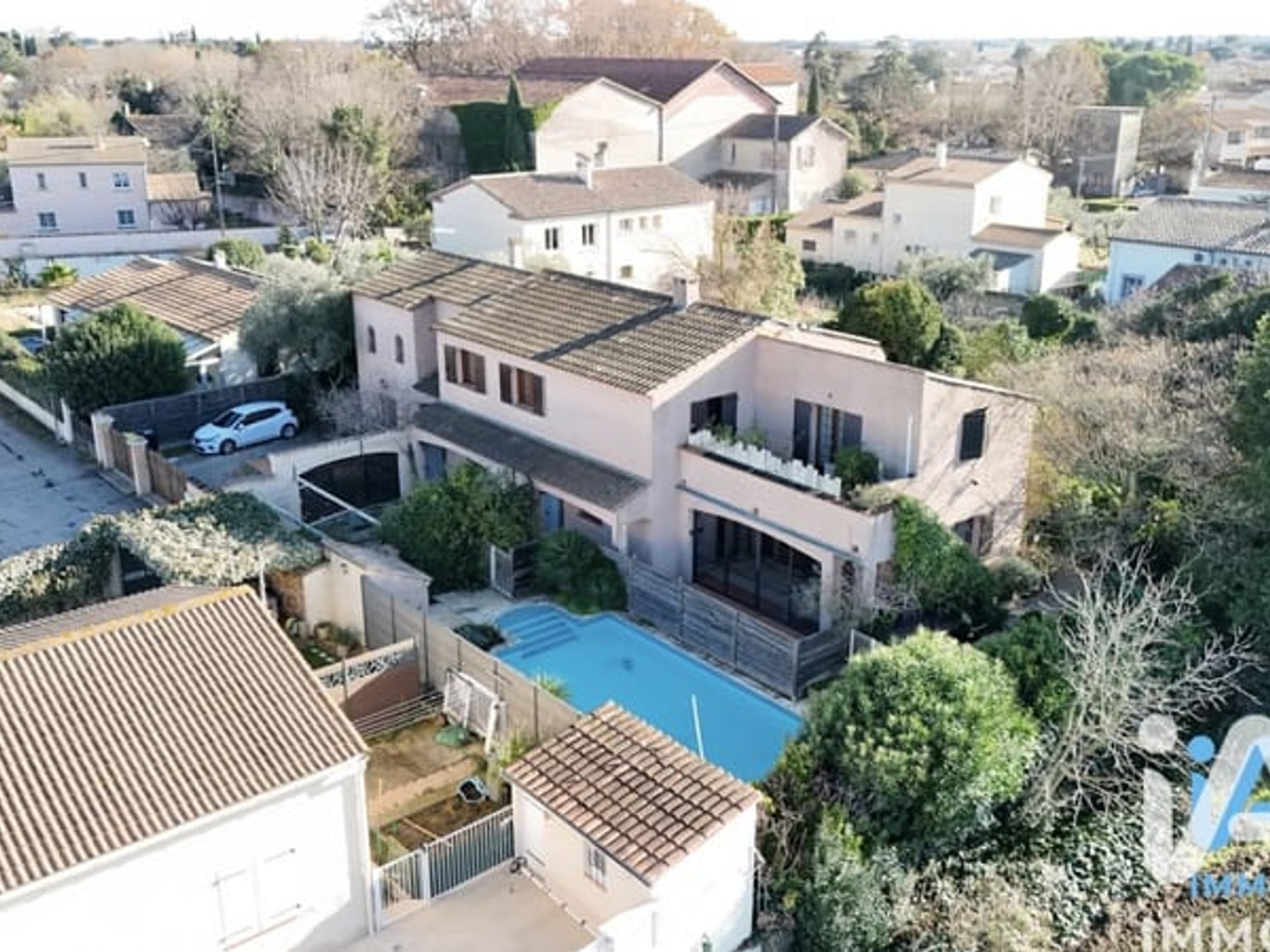 Maison avec appartements 1 pièce 296 m²