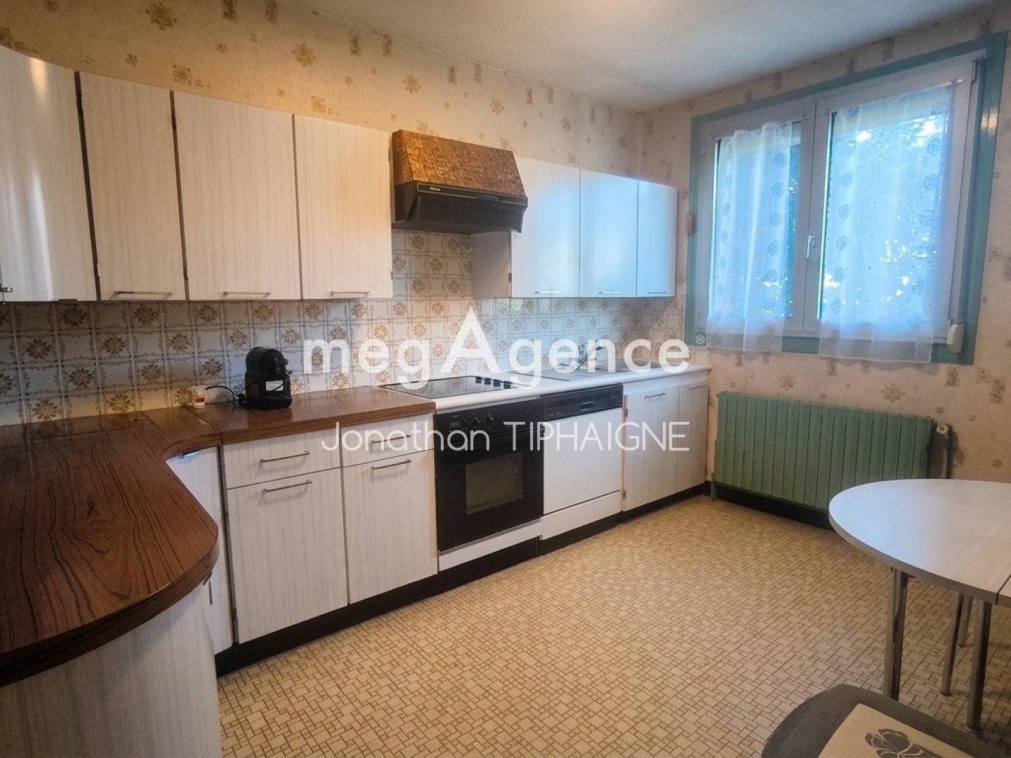 Maison de 95 m² avec potentiel exceptionnel de 175 m² sur sous sol complet