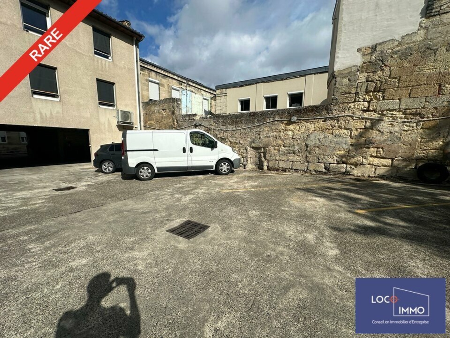 BUREAUX A VENDRE