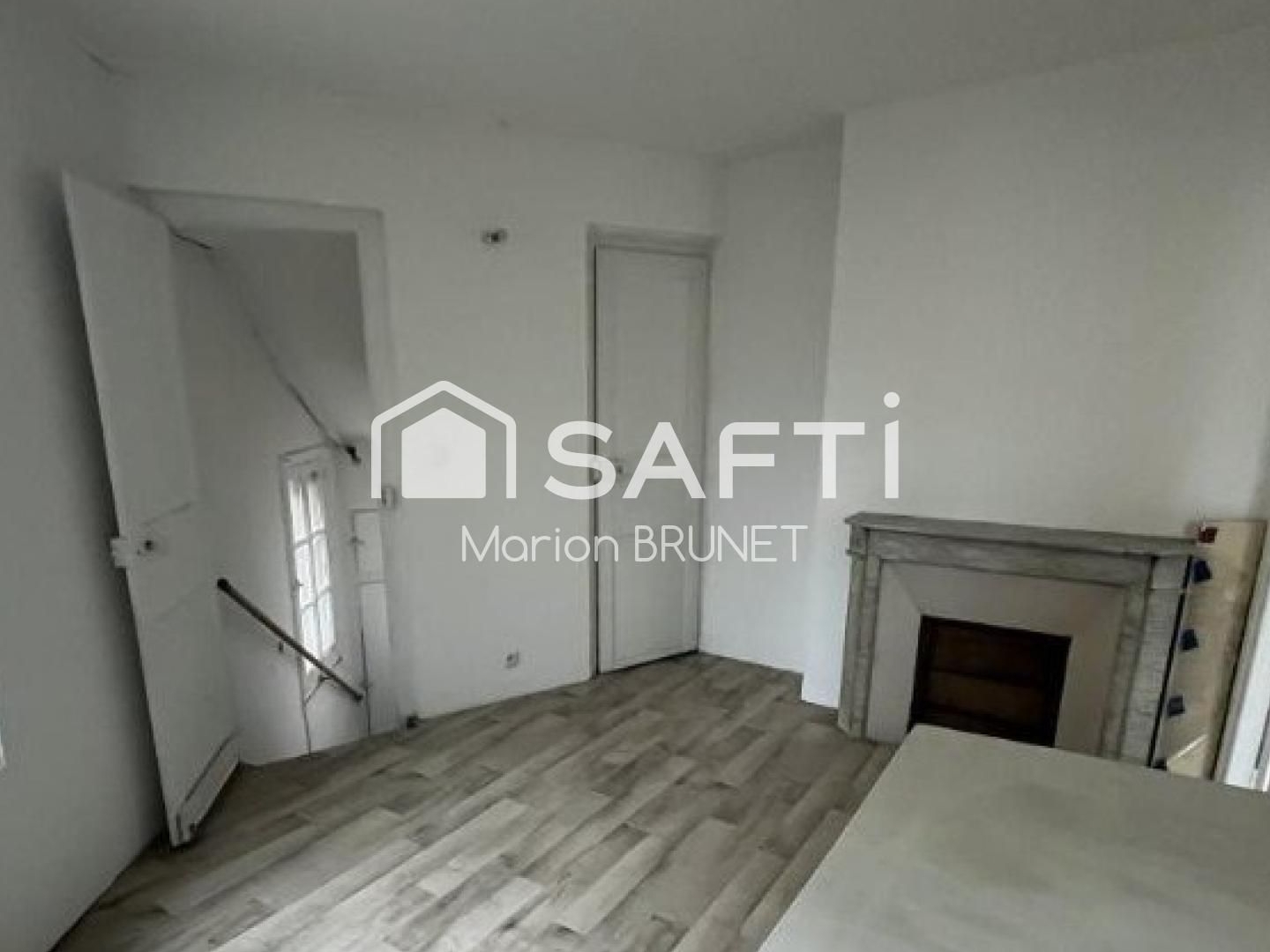 Bureaux à vendre - 4 pièces - 75m2 - Clermont (60600)