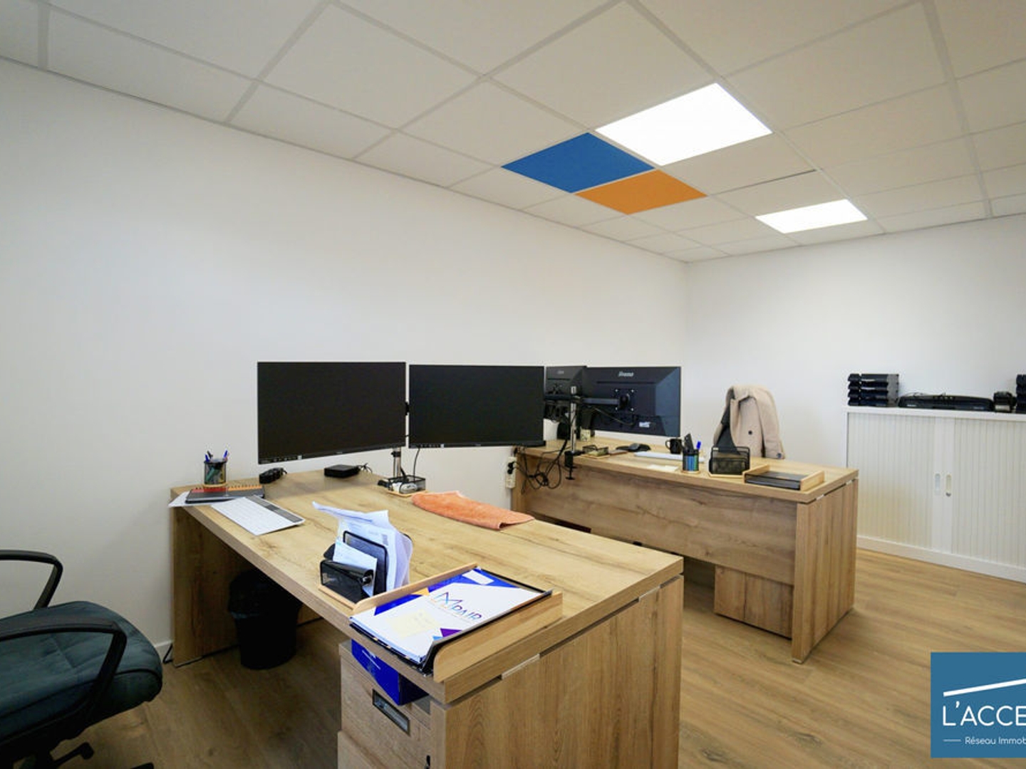 Locaux à vendre - 400m2 - Vergèze (30310)