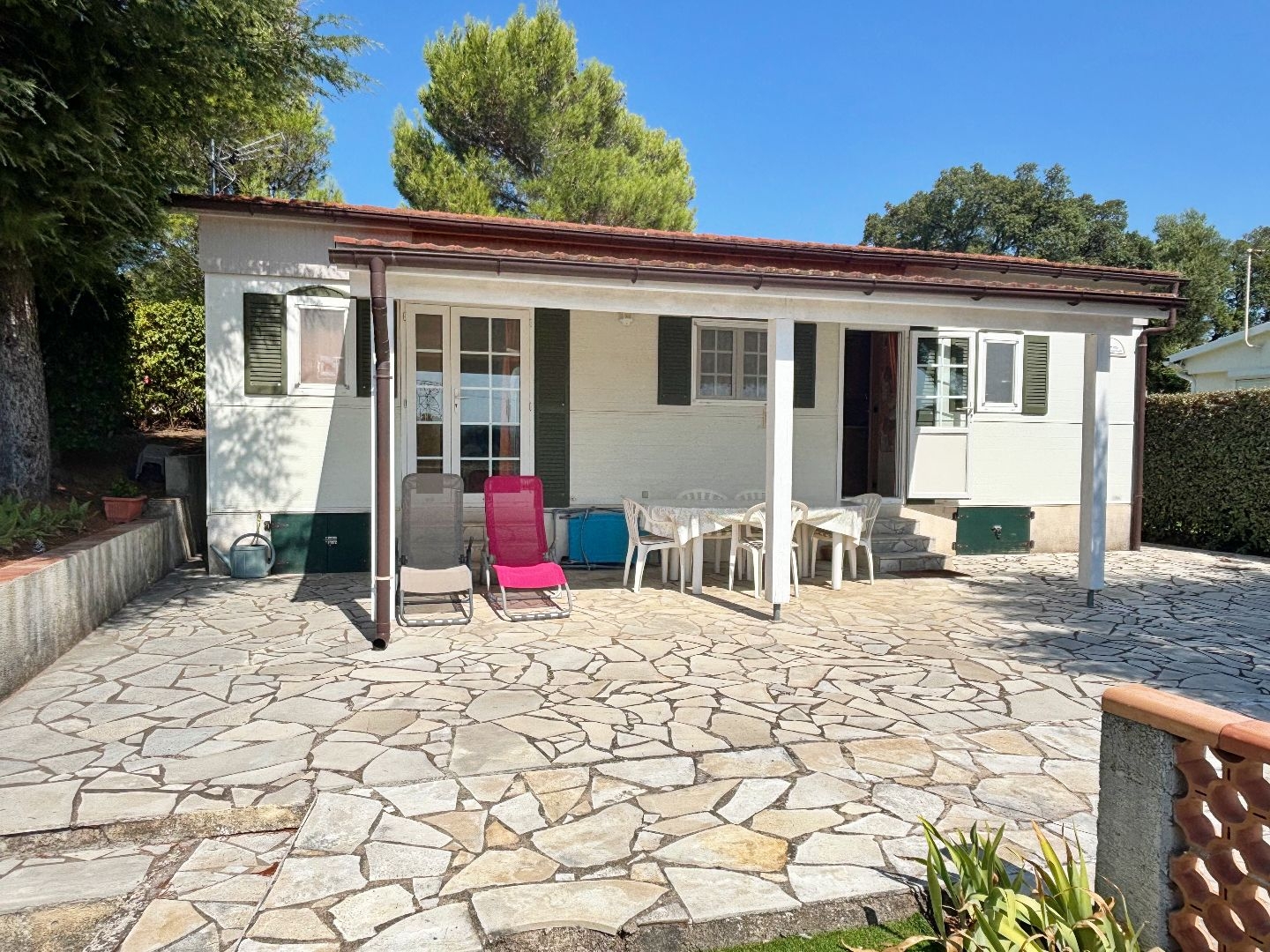 Maison à vendre - 3 pièces - 38m2 - Roquebrune-Sur-Ar... (83520)