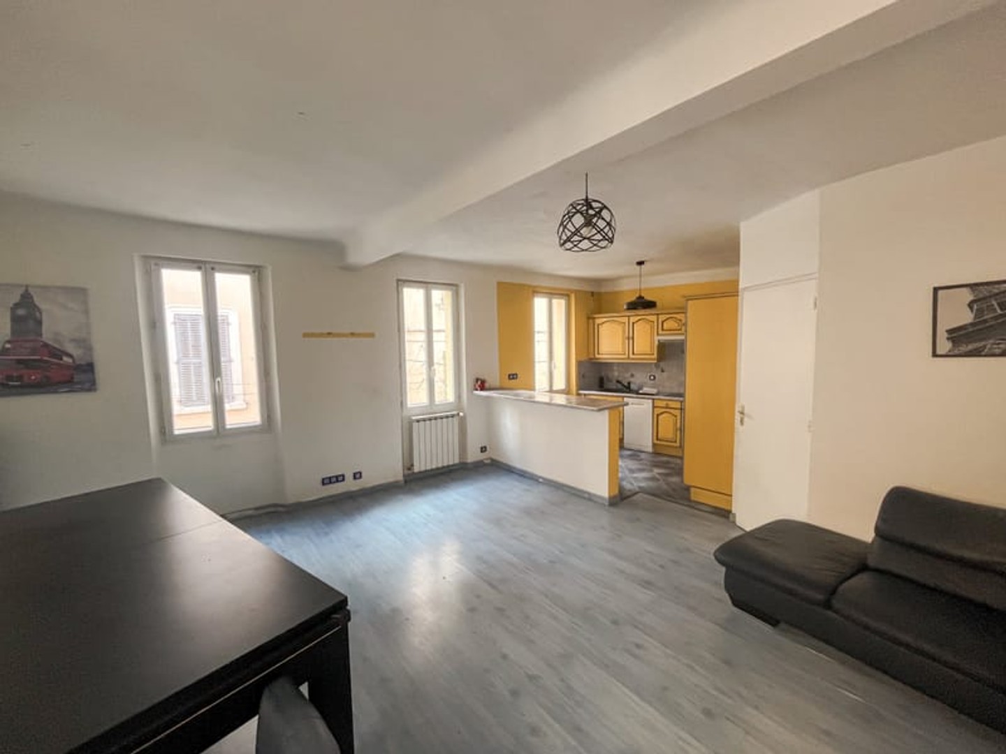 Immeuble à vendre - 7 pièces - 147m2 - La Seyne-Sur-Mer (83500)