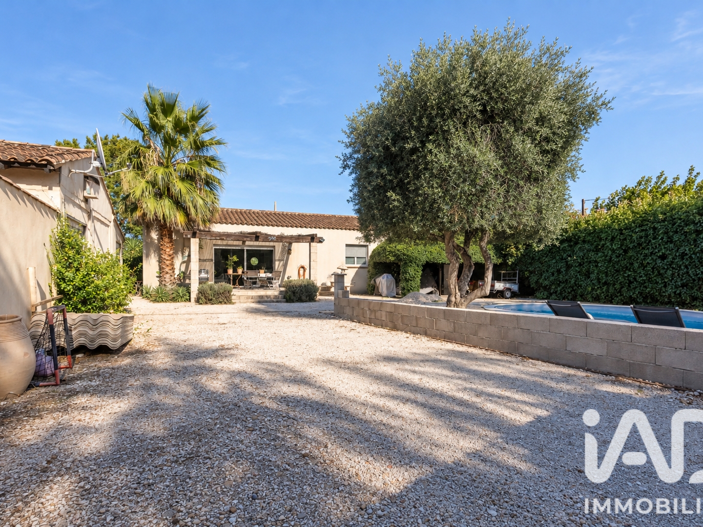Maison à vendre - 7 pièces - 223m2 - Arles (13200)