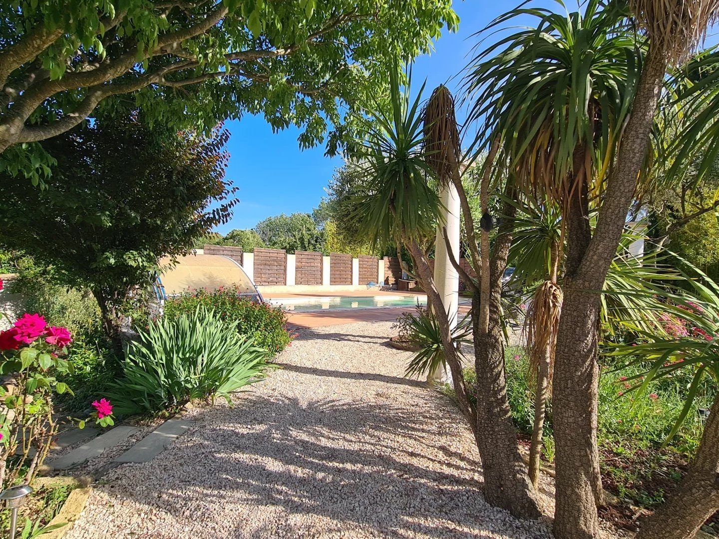 Maison à vendre - 8 pièces - 208m2 - Tourbes (34120)