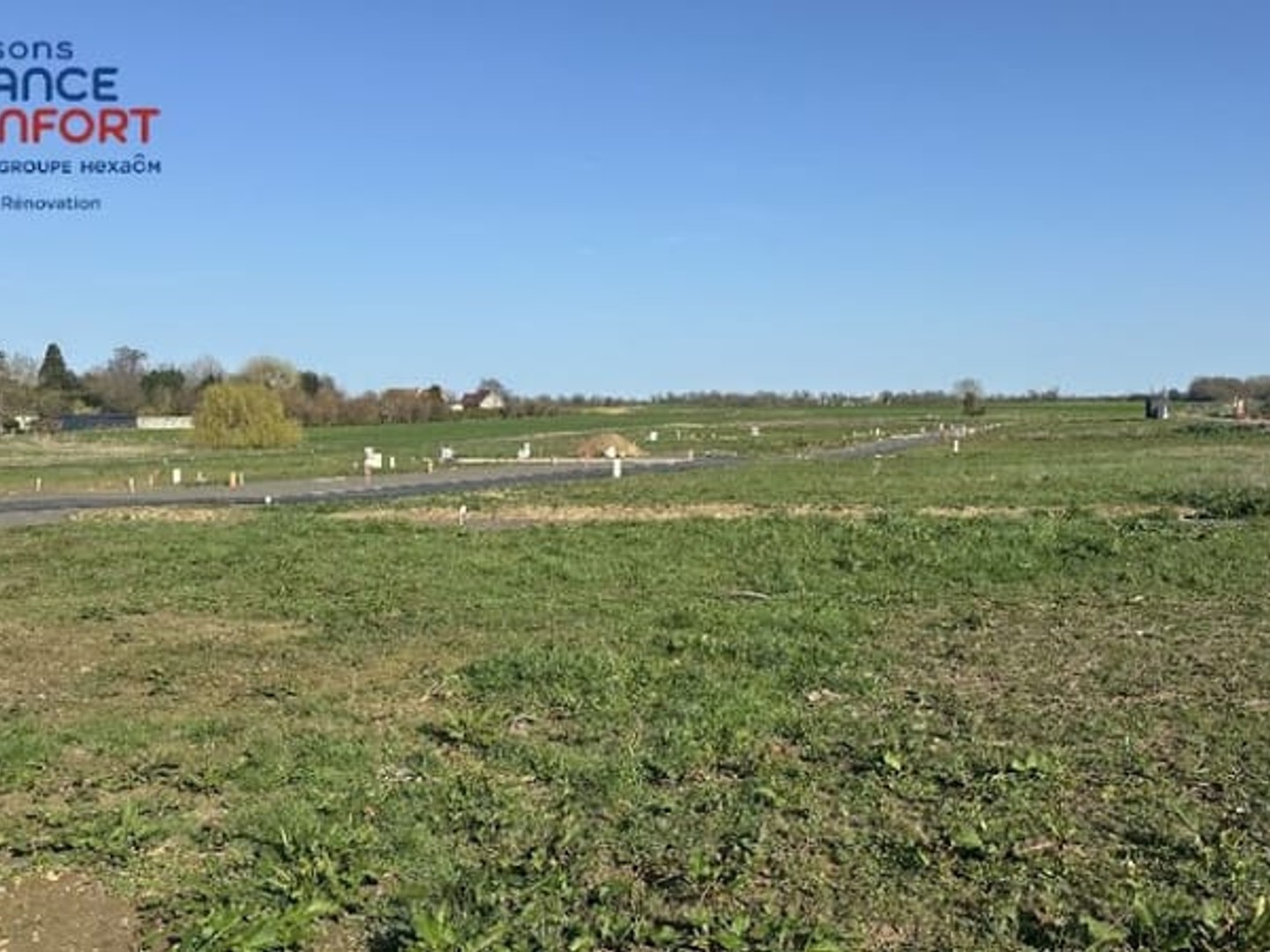 Terrain 450 m²
