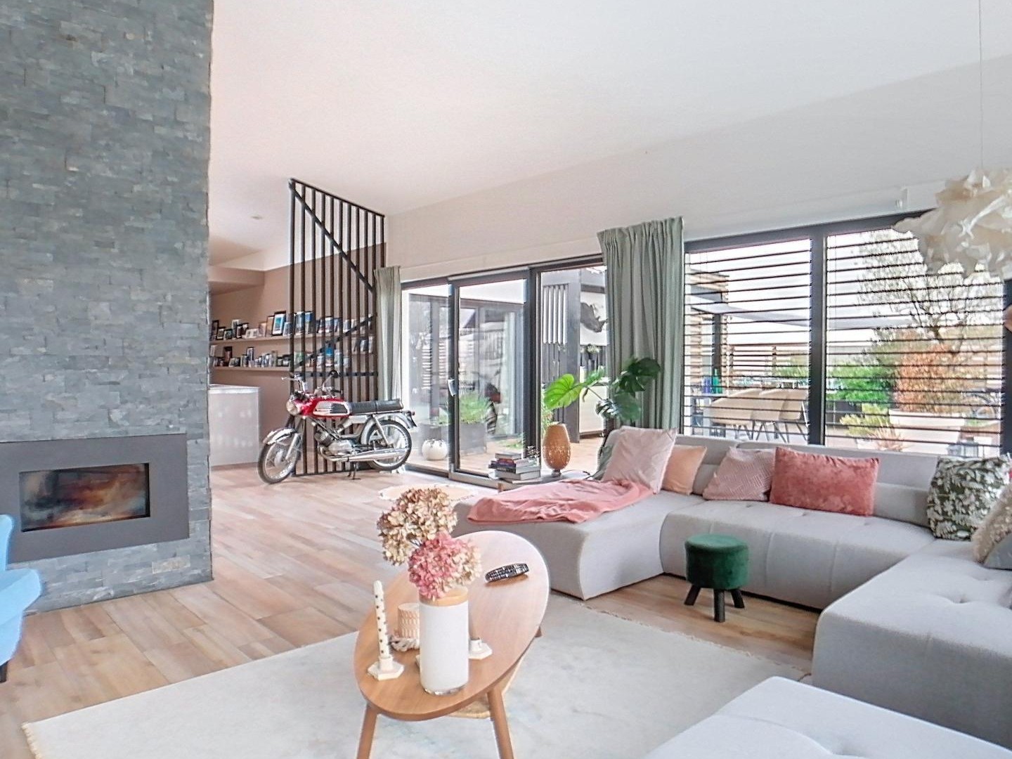 Magnifique maison avec local professionnel attenant