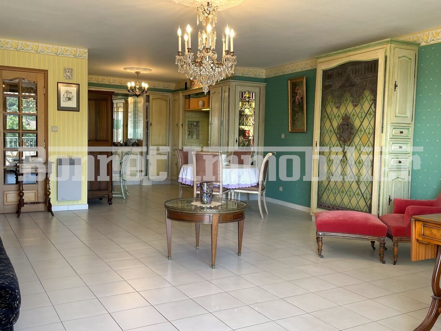 Appartement T4 de standing au coeur de Nyons