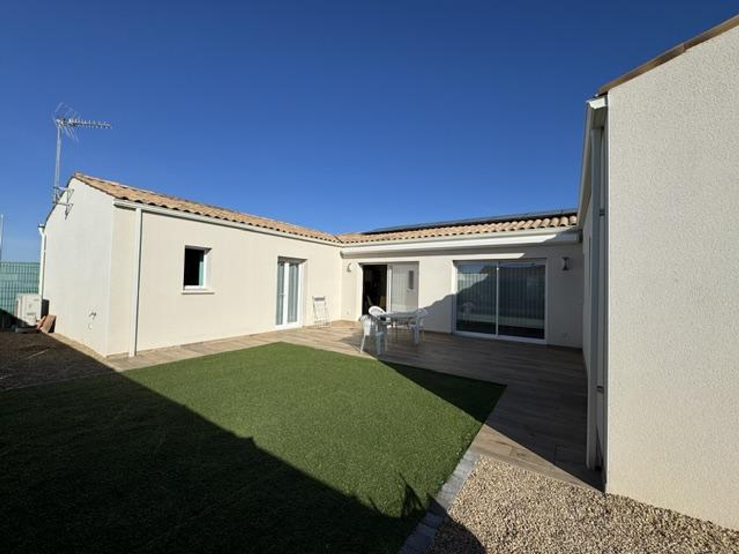 Maison contemporaine 6 pièces 146 m²