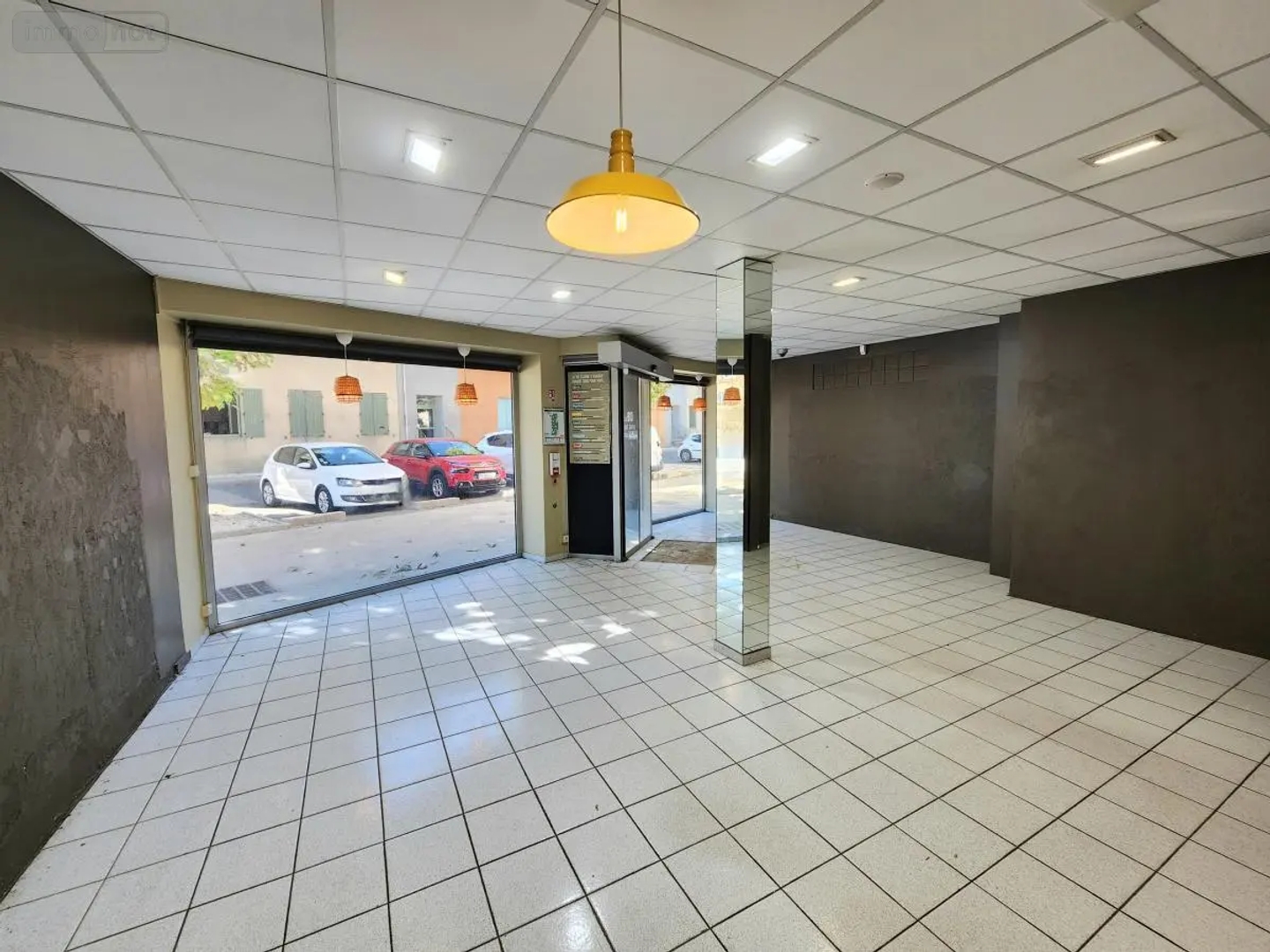 Parking / garage / box à vendre - 290m2 - Saint-Paul-Trois-... (26130)