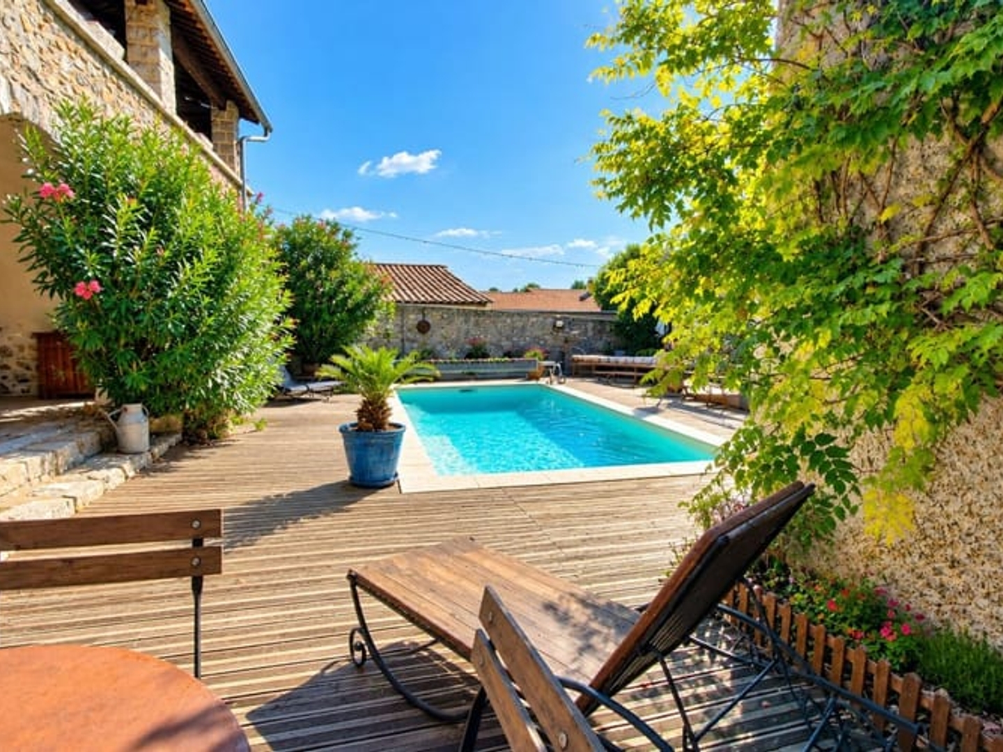 Maison à vendre - 6 pièces - 150m2 - Vallon-Pont-D'arc (07150)