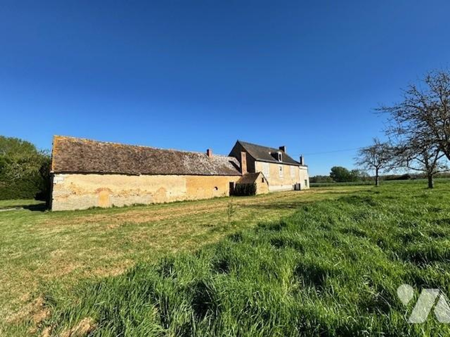 Maison à vendre - 4 pièces - 138m2 - Arthezé (72270)