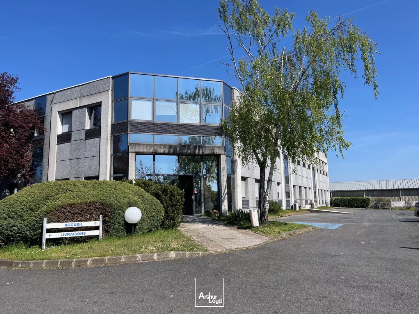 Immeuble à vendre - 4134m2 - Eaubonne (95600)