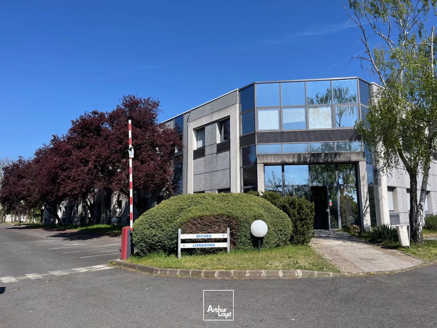Immeuble à vendre - 4134m2 - Eaubonne (95600)