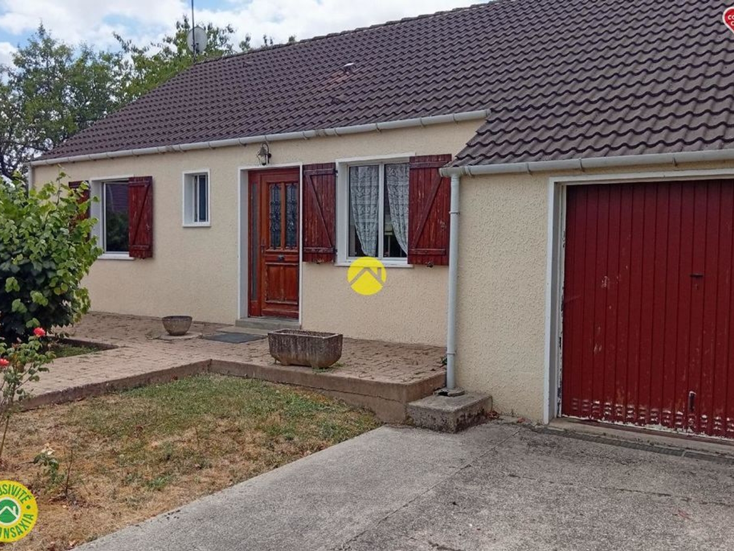 Maison à vendre - 4 pièces - 628m2 - Saint-Valérien (89150)