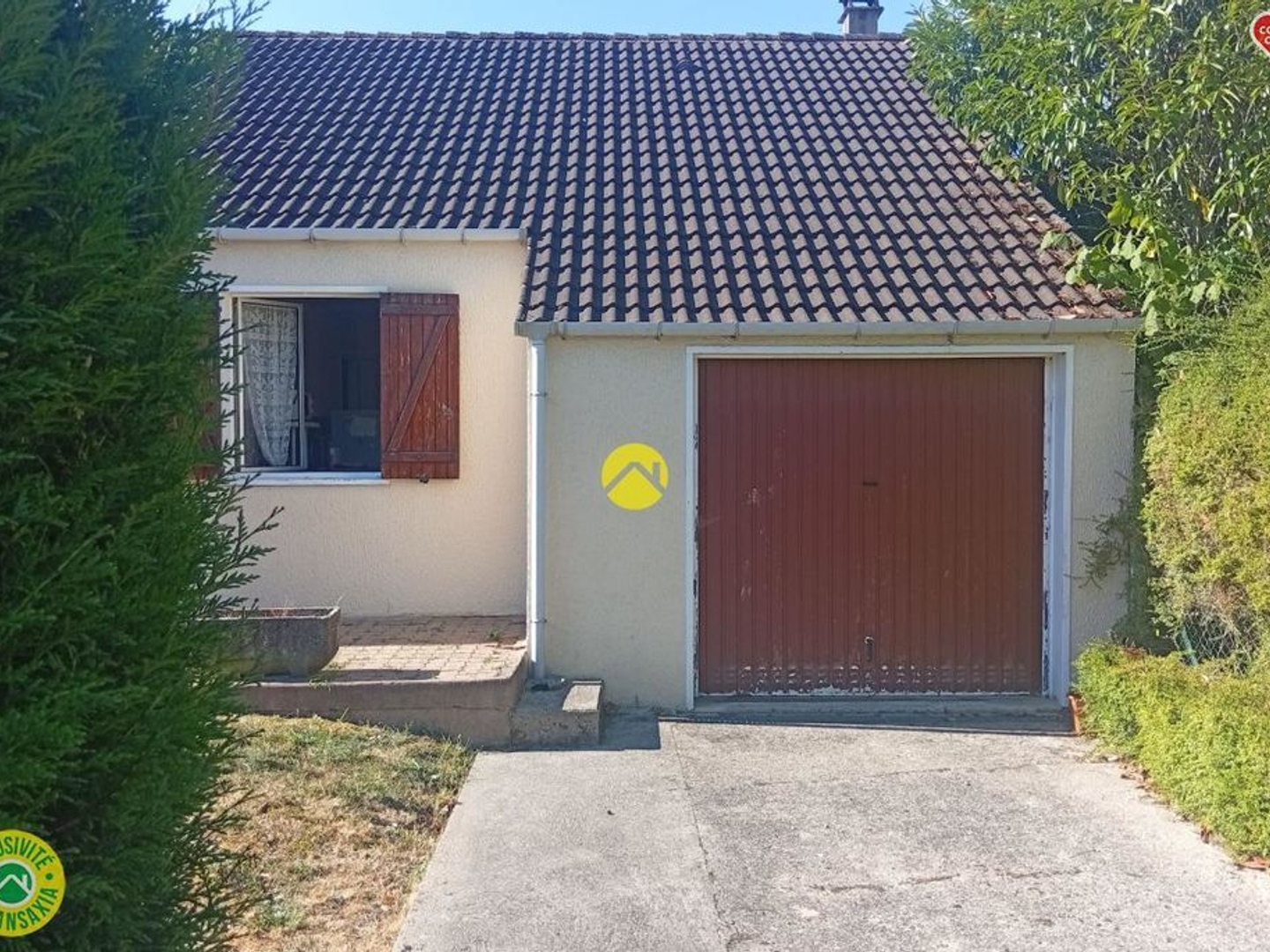 Maison à vendre - 4 pièces - 628m2 - Saint-Valérien (89150)