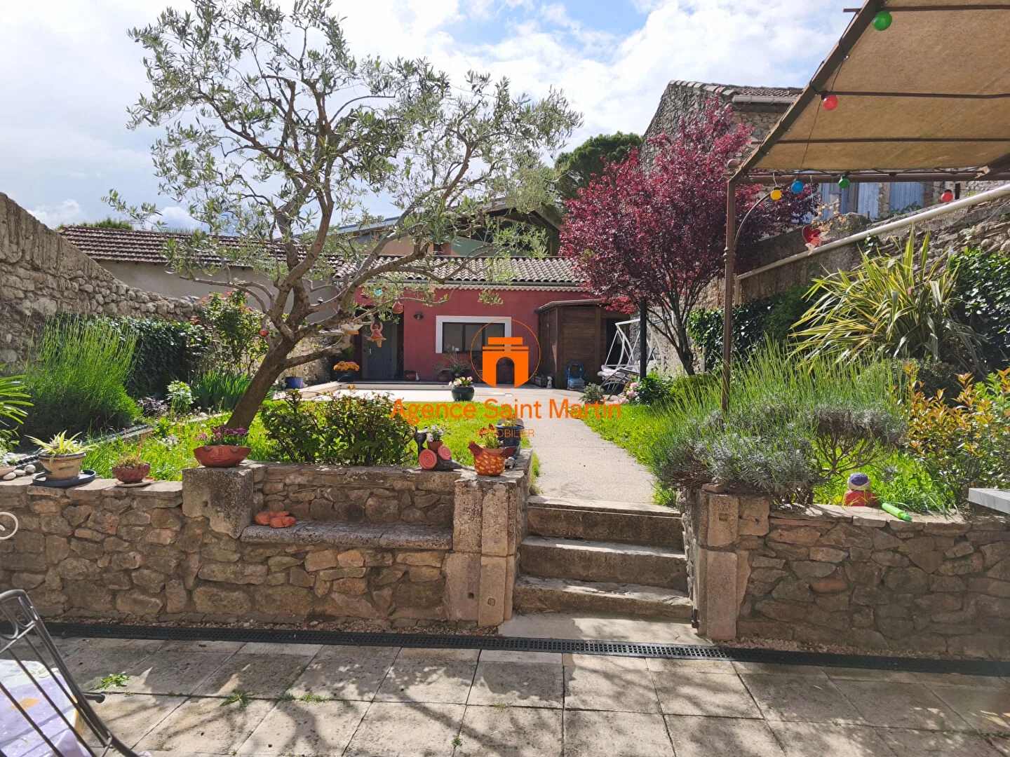 Maison à vendre - 6 pièces - 174m2 - Châteauneuf-Du-Rhône (26780)