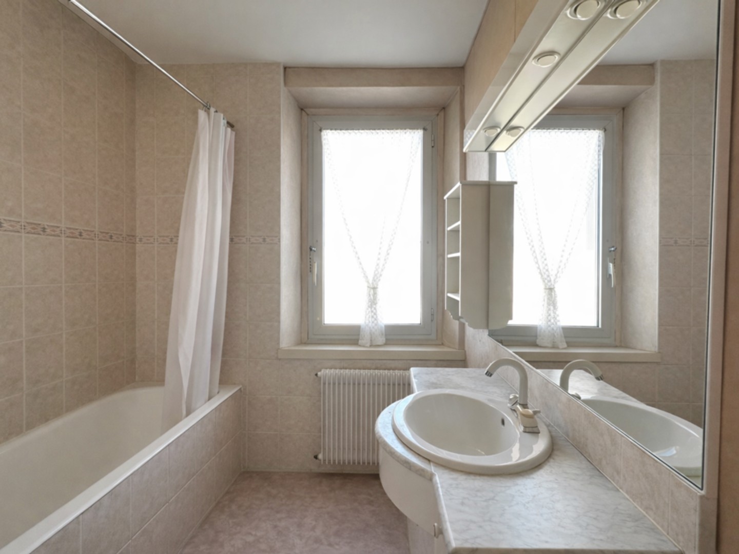 Immeuble à vendre - 6 pièces - 117m2 - Carcassonne (11000)