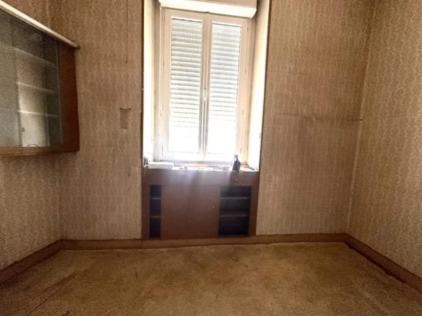 Local 1 pièce 15 m²
