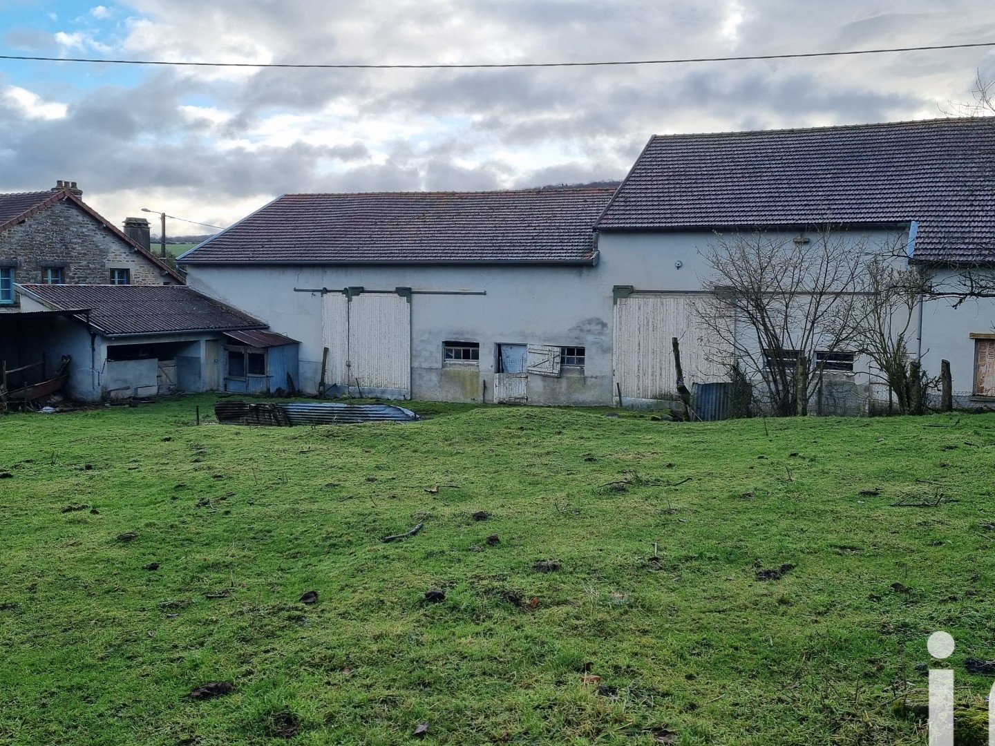 Maison 10 pièces 300 m²