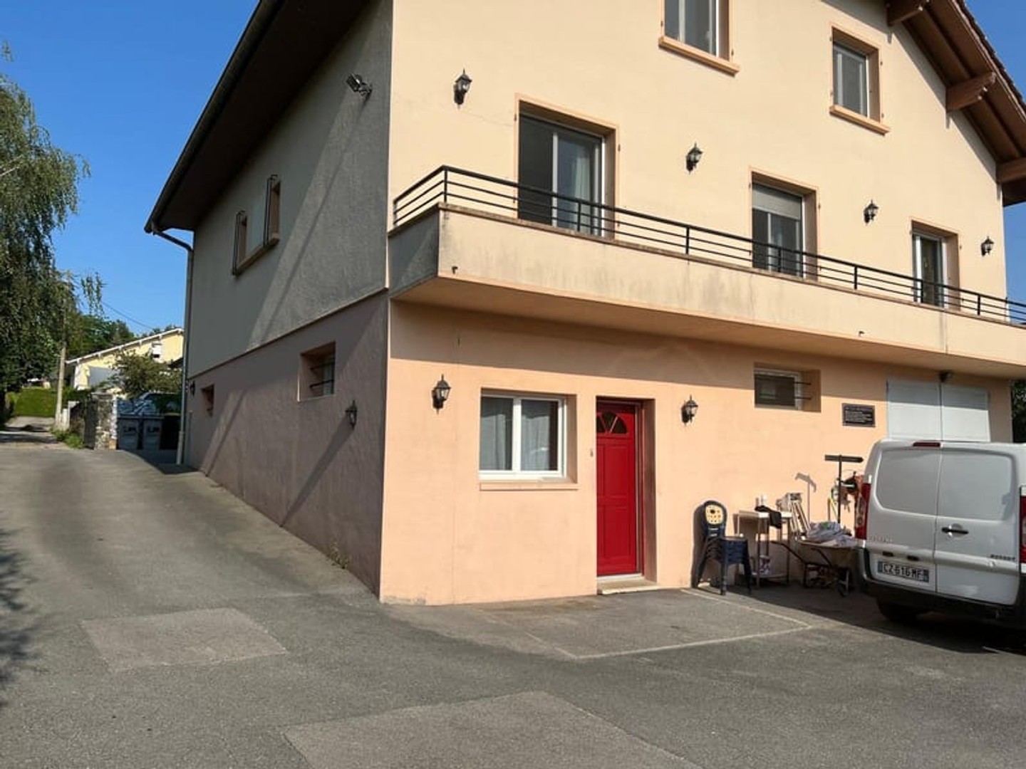 Immeuble de 4 appartements 360 m² environ sur 1500m² de terrai