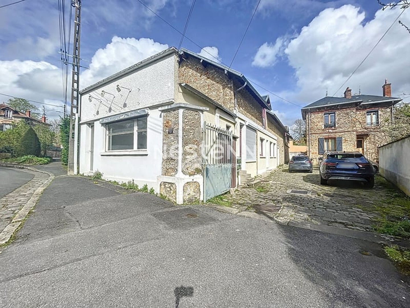 Hôtel 7 pièces 271 m²