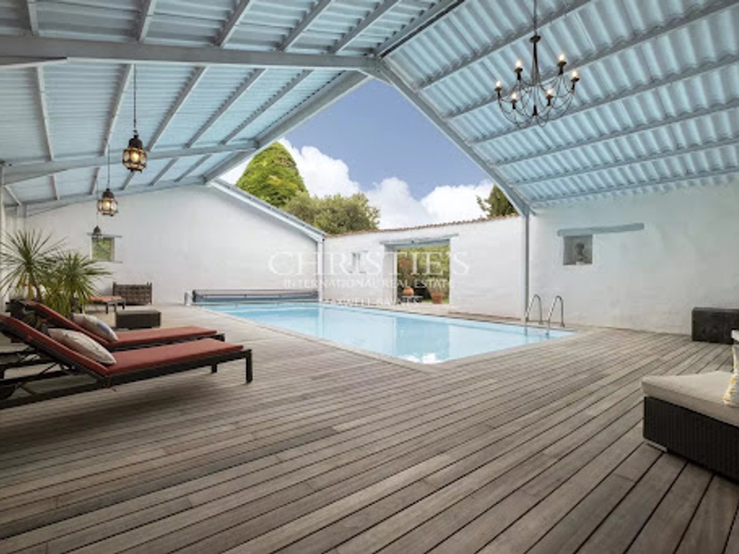 Maison à vendre - 32 pièces - 675m2 - Royan (17200)