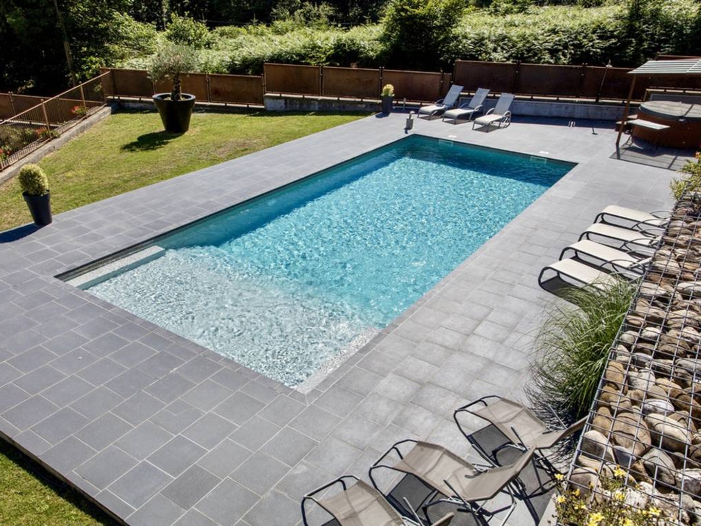 Maison à vendre - 435m2 - Carcassonne (11000)