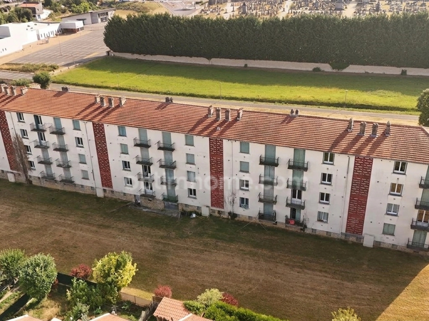 Immeuble à vendre - 4708m2 - Stenay (55700)