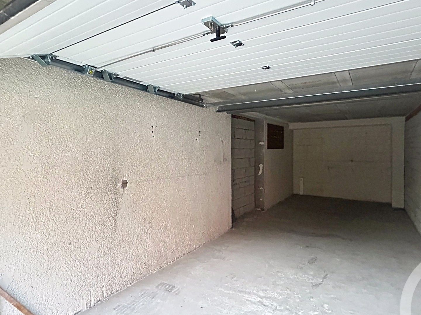Parking 19 m²