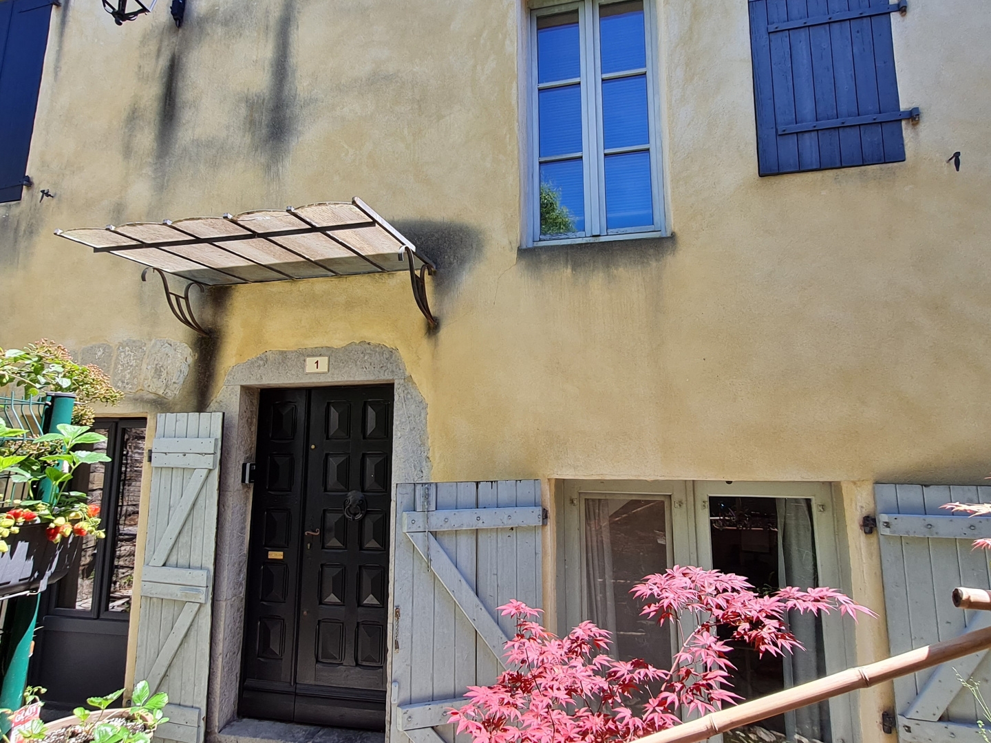 Maison de village avec terrasse