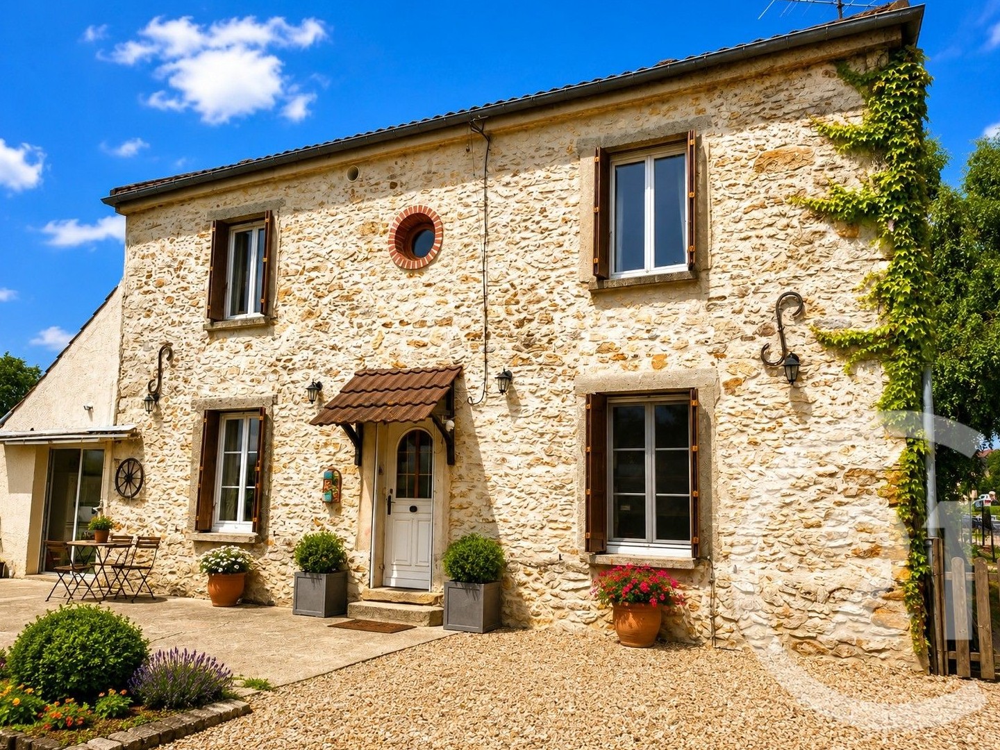 Maison 8 pièces 177 m²