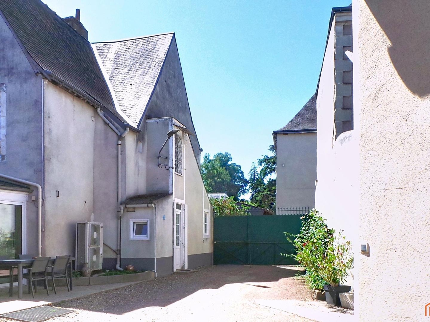 Maison à vendre - 7 pièces - 202m2 - Château-La-Vallière (37330)