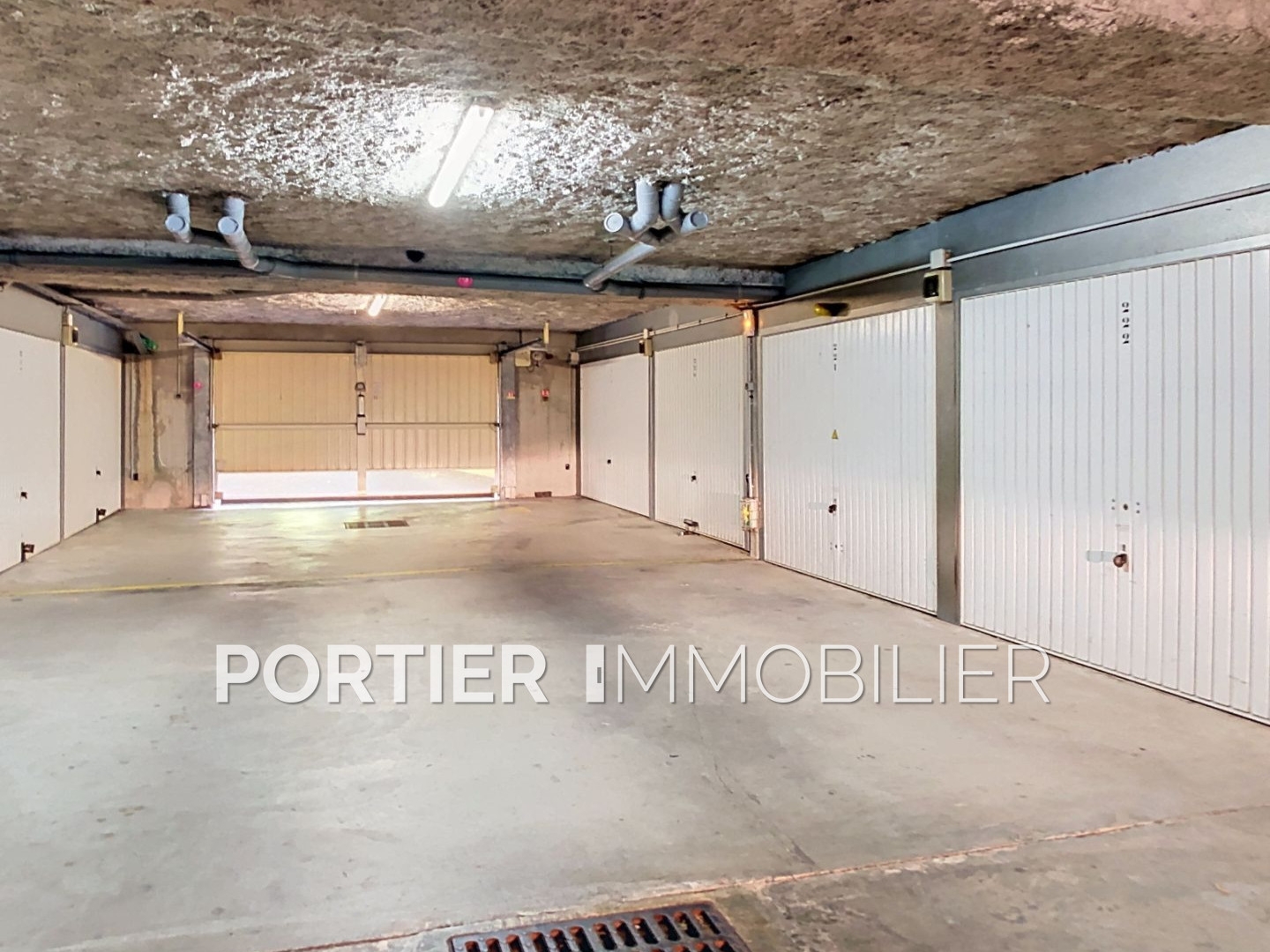 Parking / garage / box à vendre - Antibes (06600)