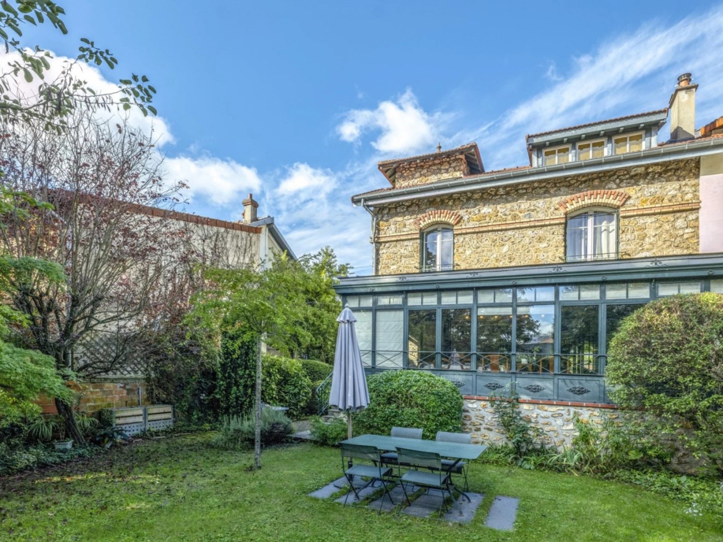 CHAVILLE MAIRIE coteau RD - MEULIERE AU CALME AVEC JARDIN