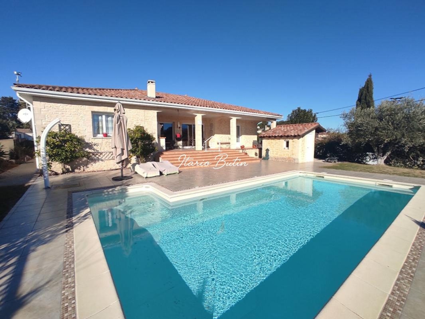 Maison à vendre - 6 pièces - 171m2 - Coulobres (34290)