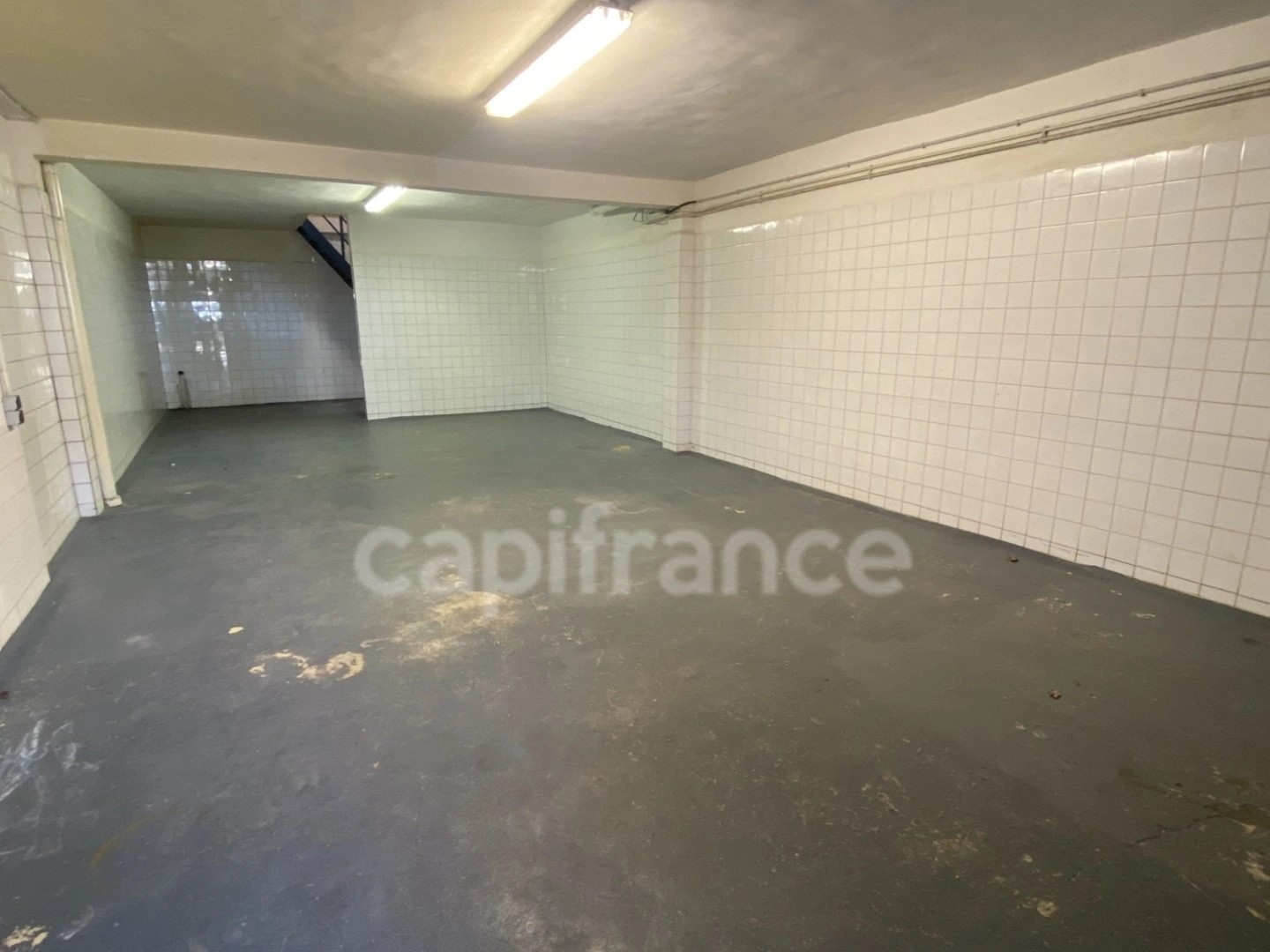 Commerce 4 pièces 126 m²