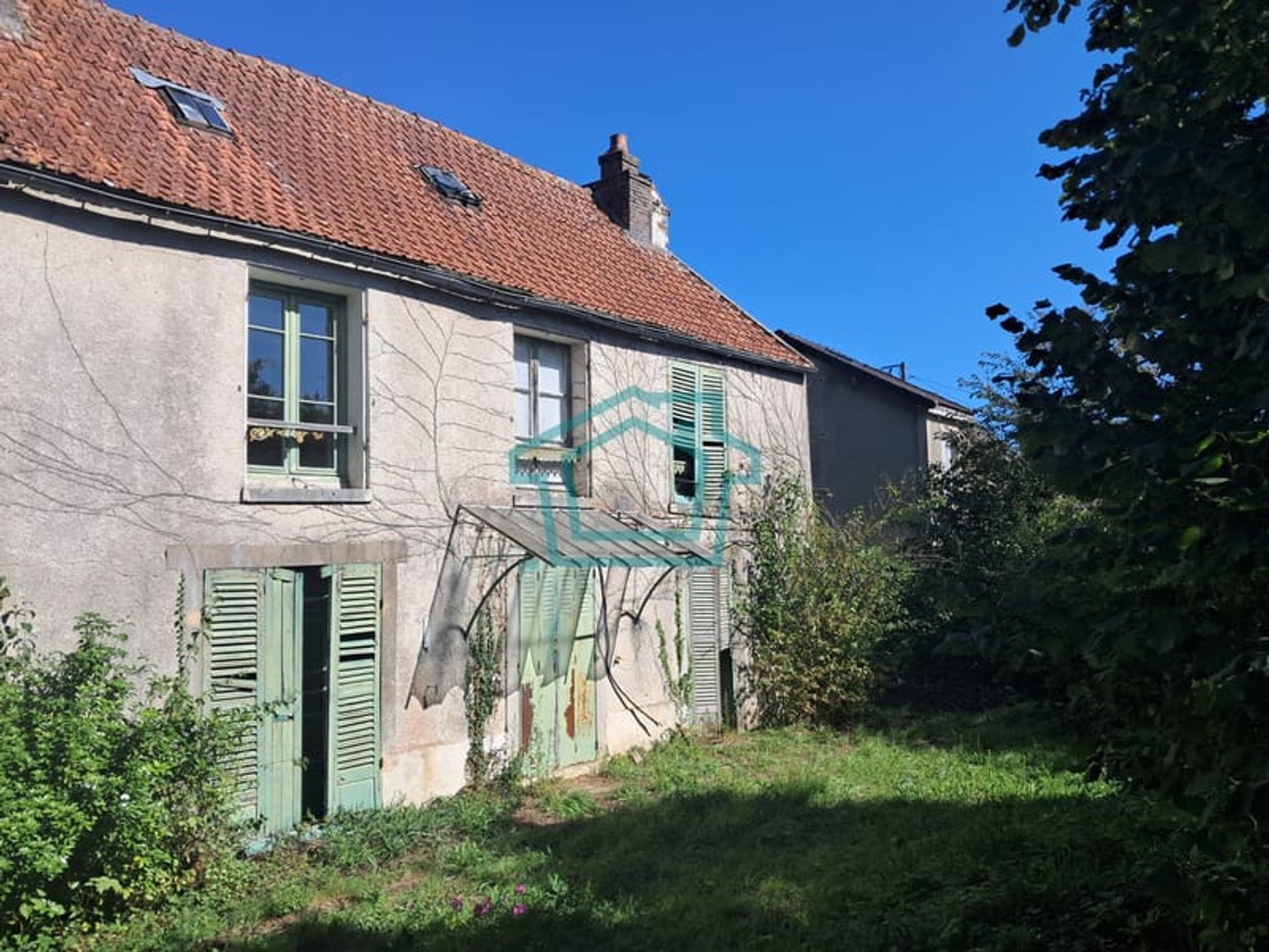 Maison en pierre à rénover entièrement - Boissy sans avoir