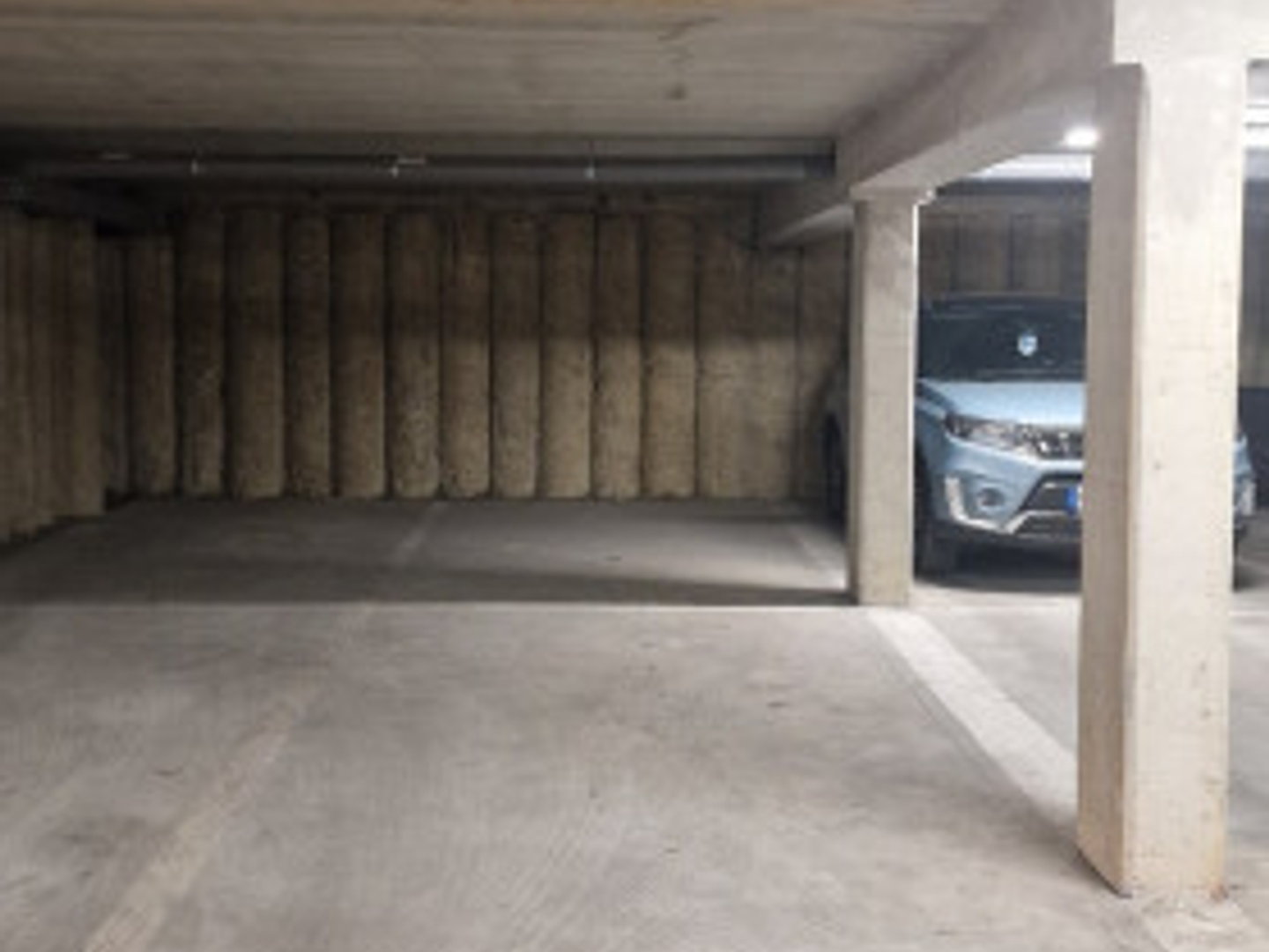 Parking / garage / box à vendre - 12m2 - Fonbeauzard (31140)