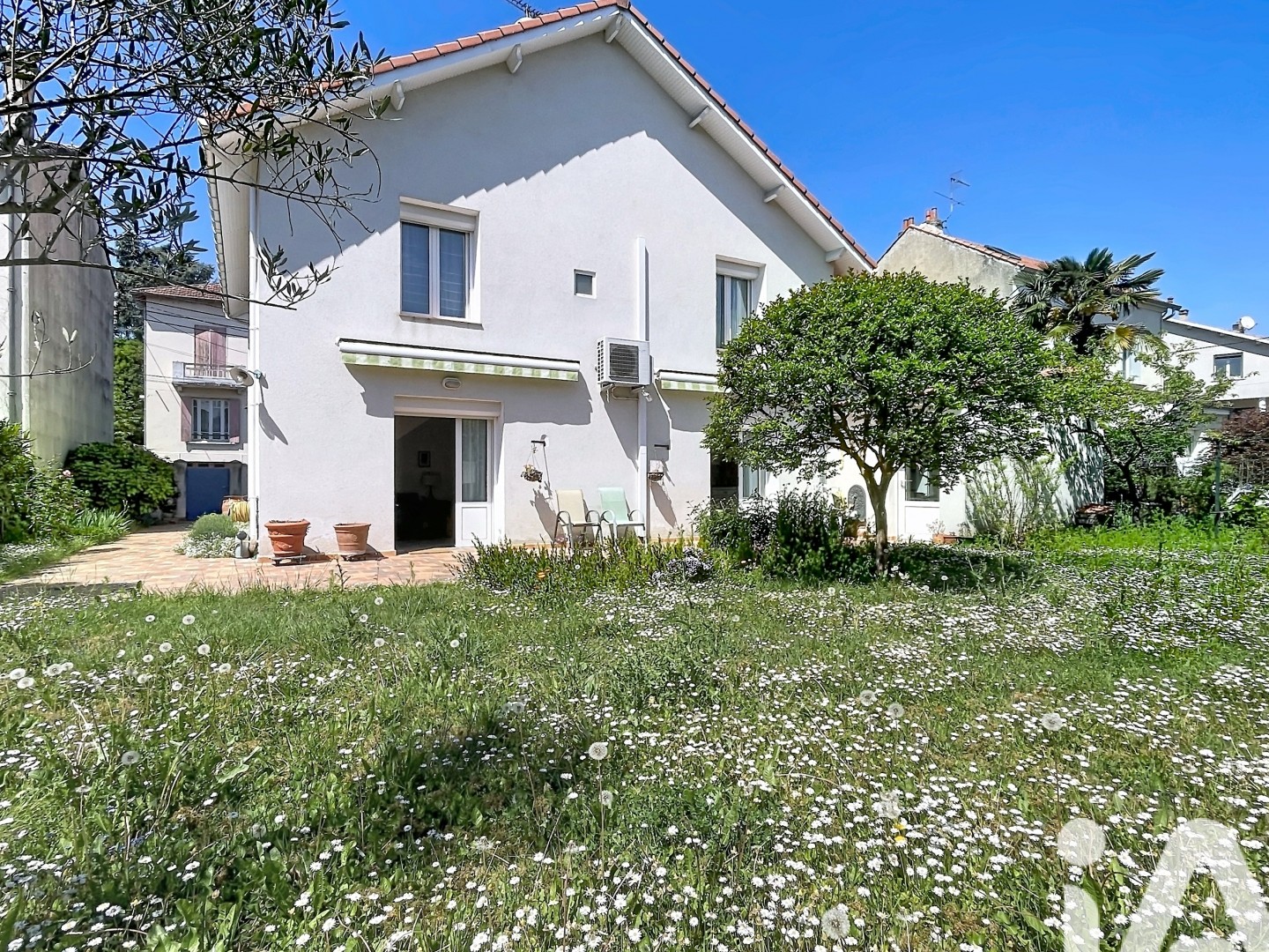 Maison 6 pièces 158 m²